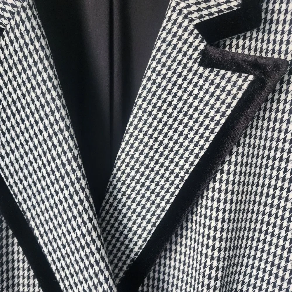 Preston & York chic houndstooth